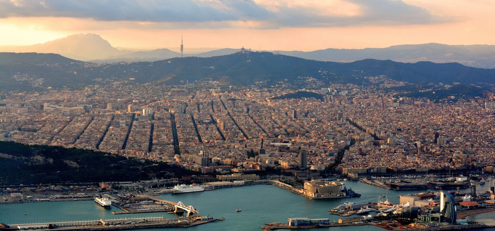 Acibadem Information Office Barcelona